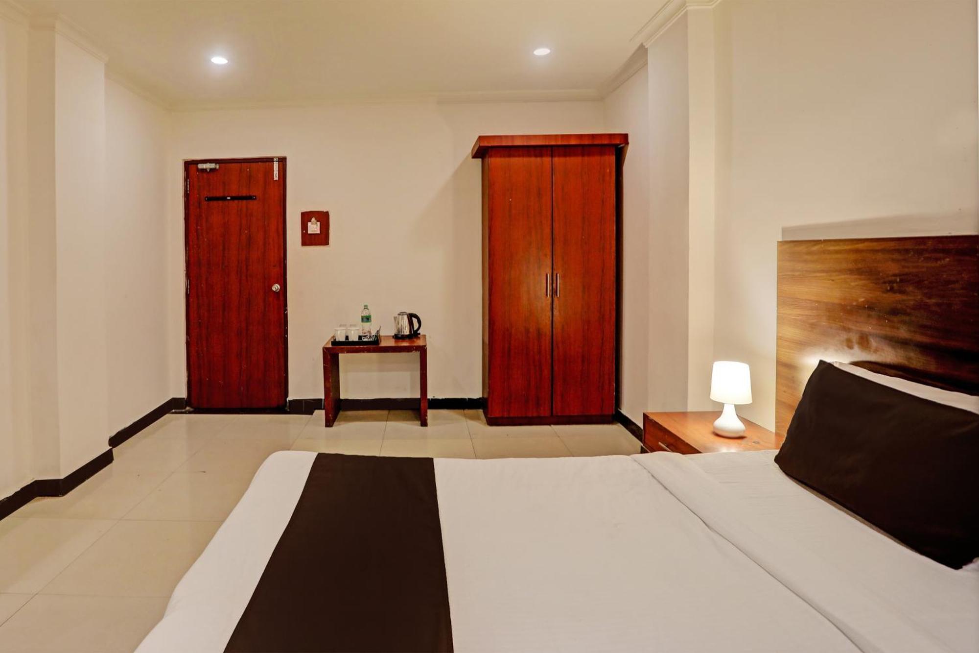 Hotel Airport Land نيودلهي المظهر الخارجي الصورة