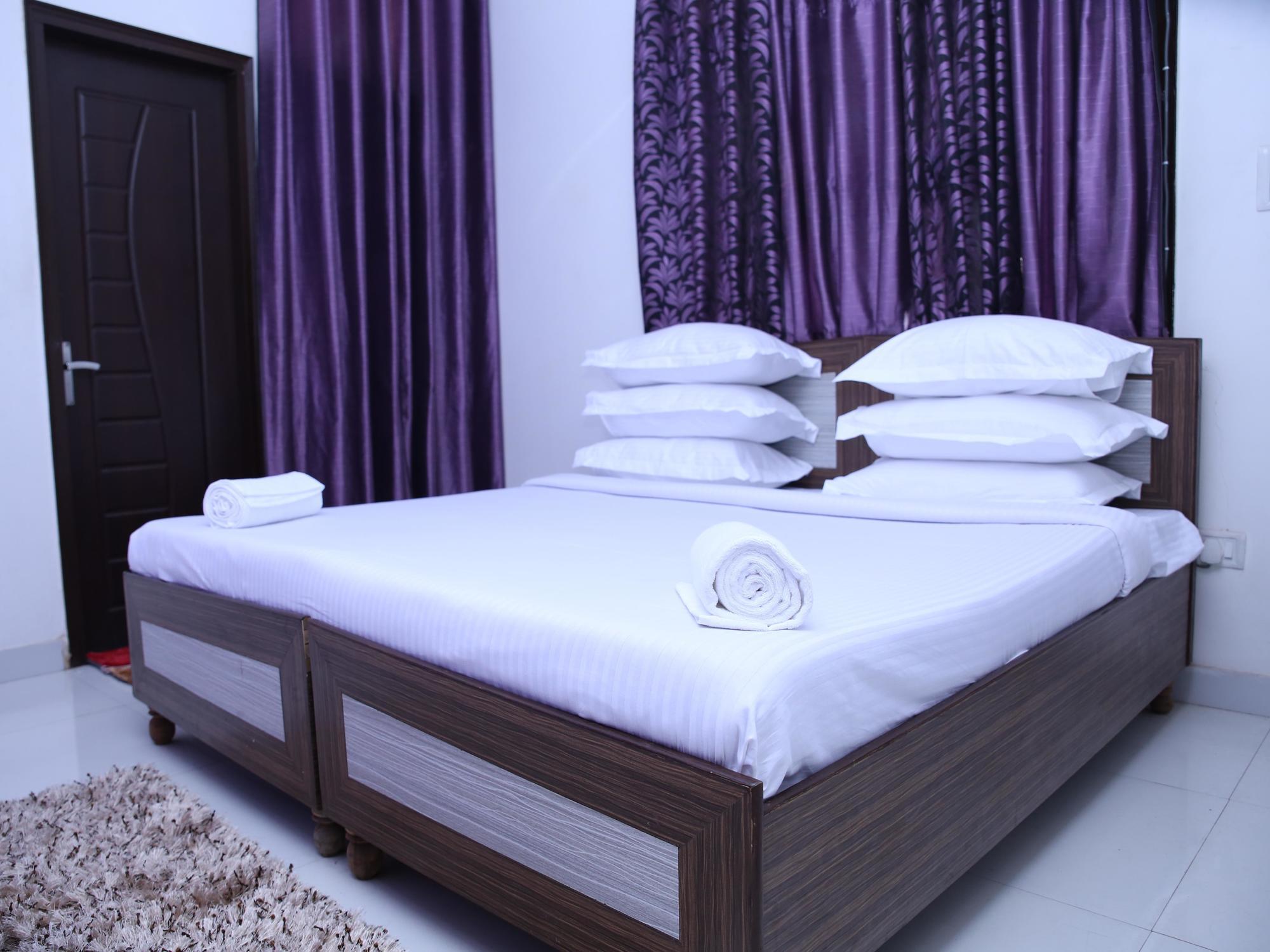 Hotel Airport Land نيودلهي المظهر الخارجي الصورة