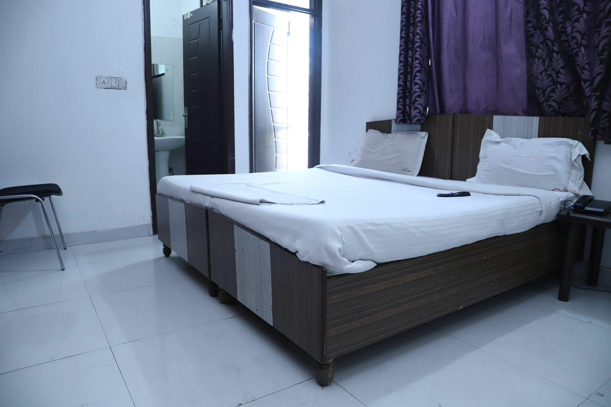 Hotel Airport Land نيودلهي المظهر الخارجي الصورة
